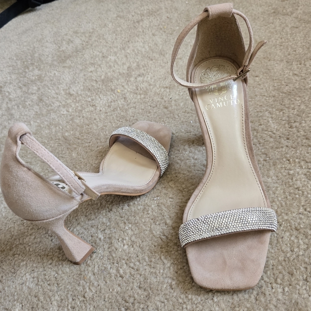 Vince Camuto Relasha Sz 7 Embellished Sandal Mary Jane Heels Pumps Hi Heels
